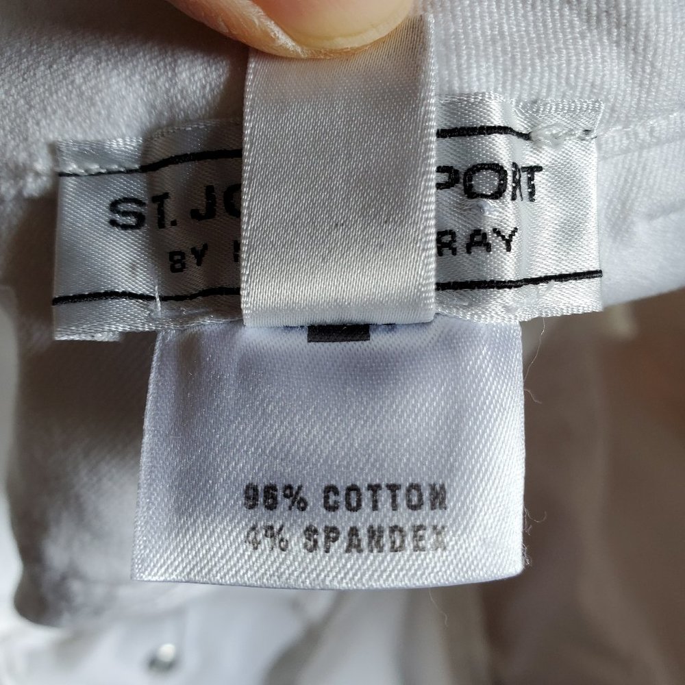 St. John Sport Cropped White Pants Size 14 EUC - Picture 10 of 14